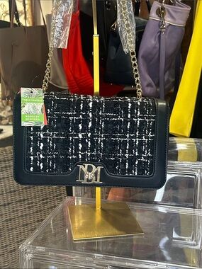 Badgley Mischka Black Tweed Crossbody with Gold Chain 10”x 3.5”x 5.75” NWT